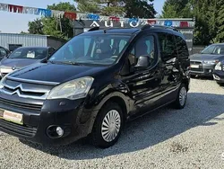 Czarny (metalik, perła) Używany 2010 Citroën Berlingo Minivan | 10 900 zł (Dobra cena)