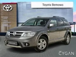 Beżowy Używany 2013 Fiat Freemont Lounge SUV | 34 900 zł (Uczciwa cena)