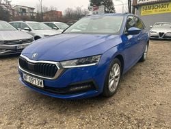 Niebieski Używany 2021 Skoda Octavia Kombi | 49 900 zł (Super Cena)