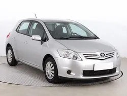 Srebrny Używany 2013 Toyota Auris Hatchback | 28 999 zł (Uczciwa cena)