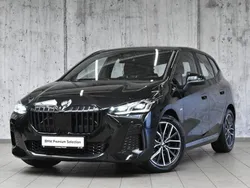 Czarny szafir metalizowany Nowe 2024 BMW 218 Active Tourer Luxury Line Minivan | 164 800 zł (Drogi)