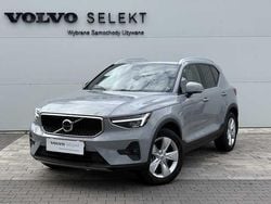 Szary Używany 2024 Volvo XC40 SUV | 144 900 zł (Dobra cena)
