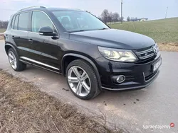 Czarny Używany 2016 VW Tiguan R-line SUV | 62 000 zł (Uczciwa cena)