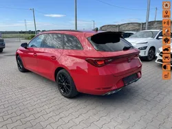 Czerwony (metalik, perła) Używany 2022 Seat Leon Kombi | 32 900 zł