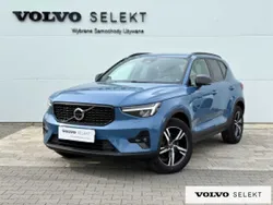 Niebieski Używany 2023 Volvo XC40 SUV | 159 900 zł (Uczciwa cena)