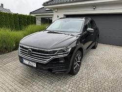 Brązowy Używany 2021 VW Touareg SUV | 156 700 zł (Super Cena)
