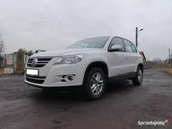 Biały Używany 2010 VW Tiguan SUV | 26 500 zł (Uczciwa cena)
