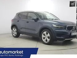 Niebieski Używany 2021 Volvo XC40 Momentum SUV | 109 850 zł (Uczciwa cena)