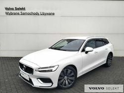 Biały Używany 2022 Volvo V60 Kombi | 119 900 zł (Super Cena)