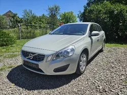 Szary Używany 2012 Volvo V60 Kombi | 32 900 zł (Uczciwa cena)