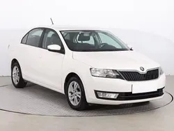 Biały Używany 2017 Skoda Rapid Hatchback | 38 999 zł (Uczciwa cena)