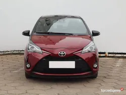 Czerwony Używany 2017 Toyota Yaris Hatchback | 56 999 zł (Dość drogi)