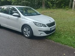 Biały Używany 2013 Peugeot 308 Hatchback | 24 500 zł (Uczciwa cena)