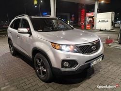 Srebrny Używany 2010 Kia Sorento SUV | 17 900 zł (Dobra cena)