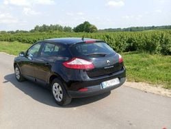 Czarny Używany 2011 Renault Mégane III Hatchback | 18 200 zł (Uczciwa cena)