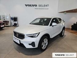 Biały Używany 2024 Volvo XC40 SUV | 159 900 zł (Uczciwa cena)