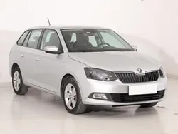 Srebrny Używany 2015 Skoda Fabia Kombi | 25 999 zł (Uczciwa cena)