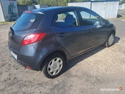 Szary Używany 2004 Mazda 2 Hatchback | 4900 zł