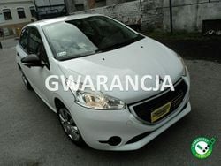 Biały Używany 2013 Peugeot 208 Hatchback | 14 600 zł (Uczciwa cena)