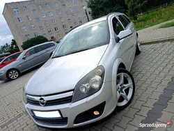 Srebrny Używany 2006 Opel Astra Kombi | 10 800 zł (Dość drogi)