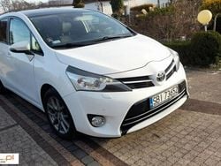 Biały Używany 2013 Toyota Verso Minivan | 33 900 zł (Uczciwa cena)