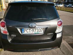 Szary Używany 2014 Toyota Verso Minivan | 18 000 zł