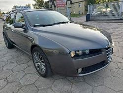 Czarny Używany 2008 Alfa Romeo 159 Kombi | 12 500 zł