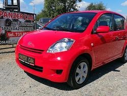 Czerwony Używany 2009 Daihatsu Sirion Hatchback | 8999 zł