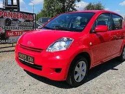 Czerwony Używany 2009 Daihatsu Sirion Hatchback | 8999 zł