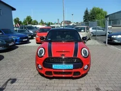 Czerwony Używany 2017 Mini Cooper Hatchback | 75 000 zł