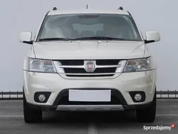 Biały Używany 2014 Fiat Freemont SUV | 35 999 zł