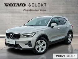 Srebrny Używany 2024 Volvo XC40 SUV | 154 900 zł (Dobra cena)
