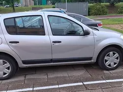 Srebrny Używany 2009 Dacia Sandero Hatchback | 7500 zł (Dość drogi)