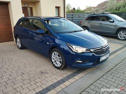 Granatowy Używany 2019 Opel Astra Kombi | 38 500 zł (Uczciwa cena)