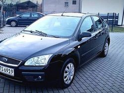 Czarny Używany 2006 Ford Focus Hatchback | 9900 zł (Dość drogi)