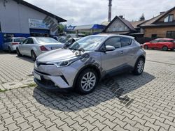 Srebrny Używany 2018 Toyota C-HR SUV | 83 000 zł (Dość drogi)