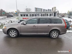 Beżowy Używany 2010 Volvo V70 Kombi | 24 300 zł (Uczciwa cena)