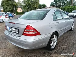 Srebrny Używany 2000 Mercedes C200 Sedan/Limuzyna | 2200 zł