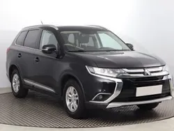 Czarny Używany 2016 Mitsubishi Outlander SUV | 48 999 zł (Dobra cena)