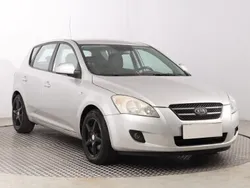 Srebrny Używany 2007 Kia Ceed Hatchback | 9999 zł (Uczciwa cena)
