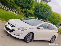 Biały Używany 2013 Hyundai i40 Kombi | 36 500 zł (Dość drogi)