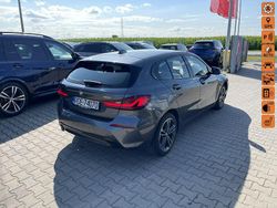 Grafitowy (metalik) Używany 2019 BMW 118 Hatchback | 45 900 zł