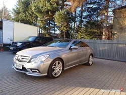 Szary Używany 2009 Mercedes E350 Avantgarde Coupe | 67 500 zł