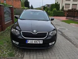 Czarny Używany 2016 Skoda Octavia Kombi | 29 800 zł (Uczciwa cena)