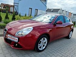 Bordowy Używany 2010 Alfa Romeo Giulietta Hatchback | 24 990 zł (Uczciwa cena)