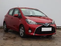 Czerwony Używany 2016 Toyota Yaris Hatchback | 49 999 zł (Uczciwa cena)