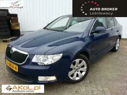 Niebieski Używany 2010 Skoda Superb Sedan/Limuzyna | 54 500 zł