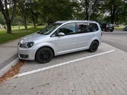 Używany 2013 VW Touran Minivan | 32 000 zł (Uczciwa cena)