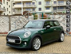 Zielony Używany 2018 Mini Cooper Hatchback | 67 000 zł (Dobra cena)