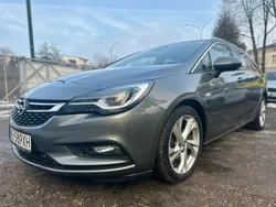 Szary (metalik) Używany 2019 Opel Astra Kombi | 45 900 zł (Uczciwa cena)